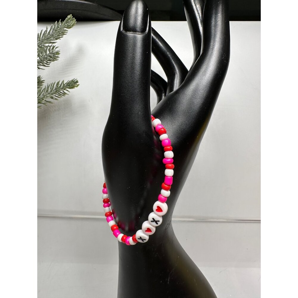 Beaded Stretch Bracelet Pink White & Red Beads Featuring "XOXO" Letter Design